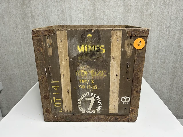 Houten opbergkist mines - afbeelding 2 van  3