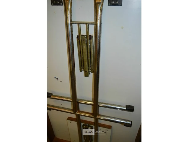 Houten opplooibare tafel - afbeelding 3 van  3