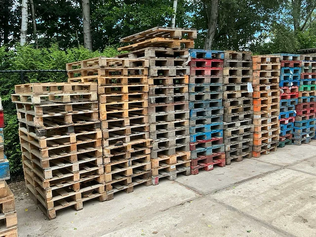 Houten palletten (210x) - afbeelding 2 van  4