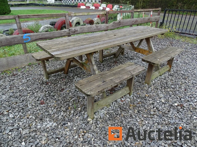 Houten picknickbank (8 zetels) - afbeelding 1 van  3