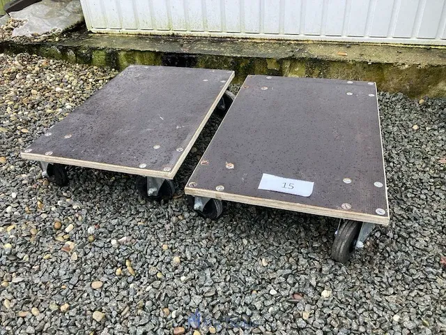 Houten plateau karretjes - afbeelding 1 van  3