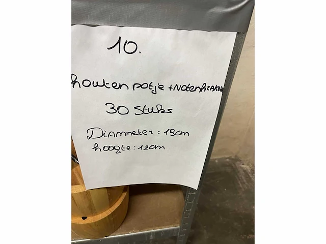 Houten potten met notenkraker (30x) - afbeelding 3 van  3