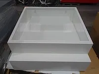 Houten presentatiemeubel - afbeelding 1 van  3