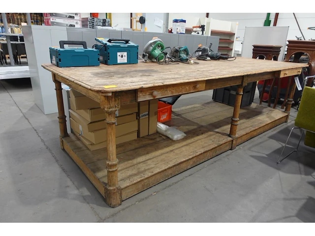 Houten presentatiemeubel - afbeelding 1 van  7