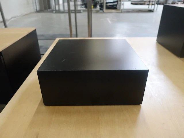 Houten presentatiemeubel - afbeelding 3 van  7