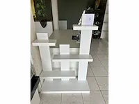 Houten presentatiemeubel