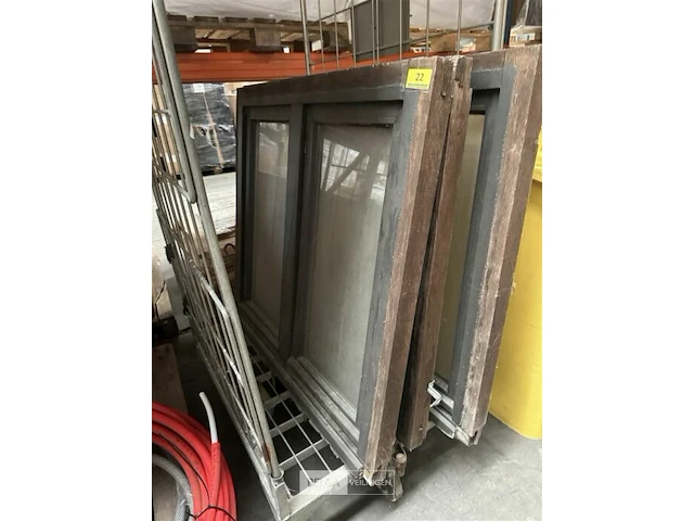 Houten ramen - afbeelding 1 van  2