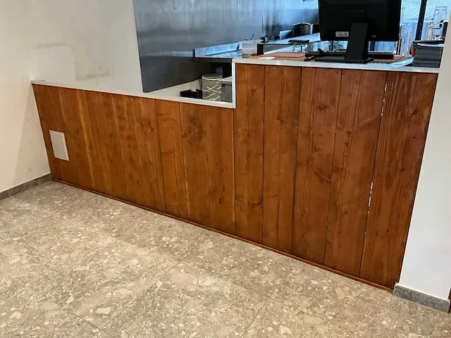 Houten receptiemeubel - afbeelding 1 van  5