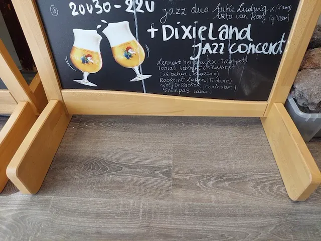 Houten reclame paneel la chouffe - afbeelding 3 van  4
