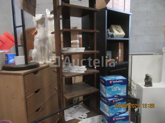 Houten rek + inhoud 15 stuks - afbeelding 2 van  5
