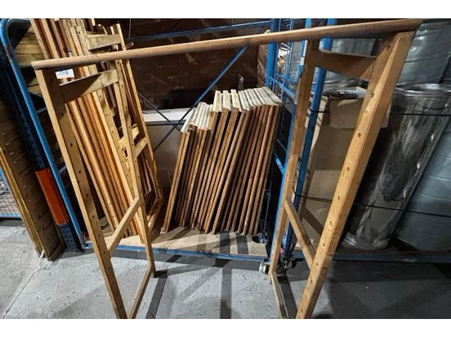 Houten rek - afbeelding 2 van  6