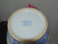 Houten rekje met 4 leggers, 6 sierstukken, schilderij - afbeelding 2 van  11