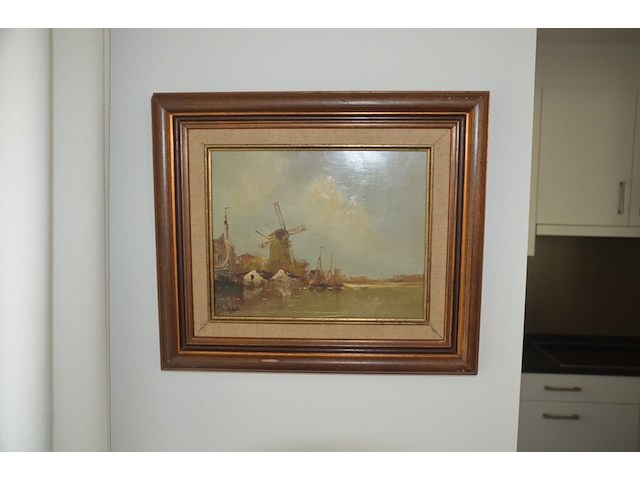 Houten rekje met 4 leggers, 6 sierstukken, schilderij - afbeelding 4 van  11