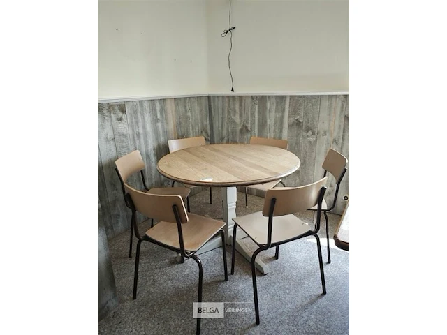 Houten ronde tafel met 6 stoelen ø106cm - afbeelding 1 van  4