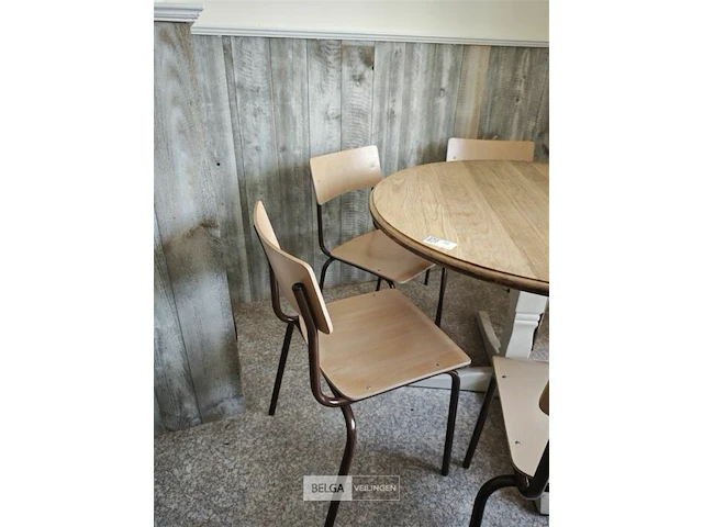 Houten ronde tafel met 6 stoelen ø106cm - afbeelding 4 van  4