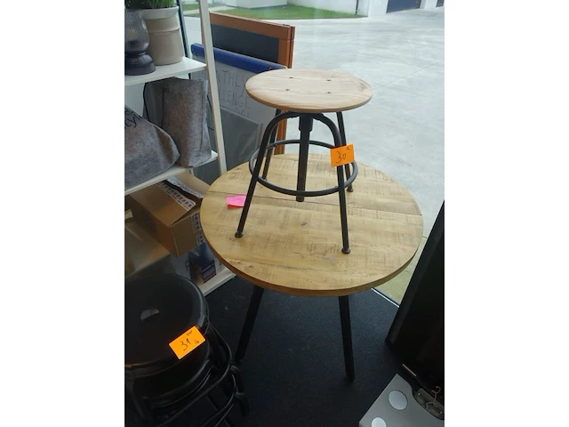 Houten ronde tafel - afbeelding 2 van  4