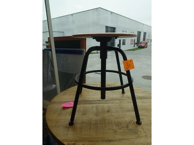 Houten ronde tafel - afbeelding 3 van  4