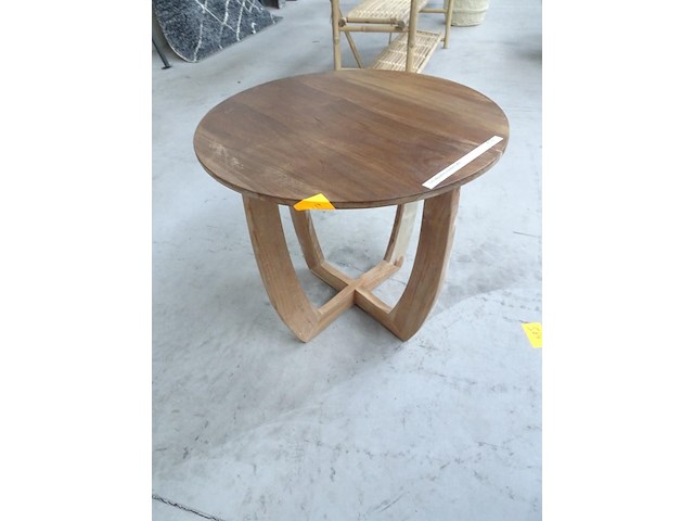 Houten ronde tafel - afbeelding 1 van  2
