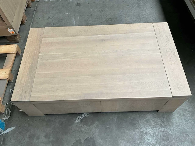 Houten salontafel - afbeelding 2 van  6