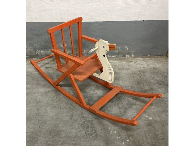 Houten schommelpaard ( wit/orange) - afbeelding 2 van  2