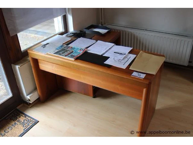 Houten schrijftafel - afbeelding 1 van  1