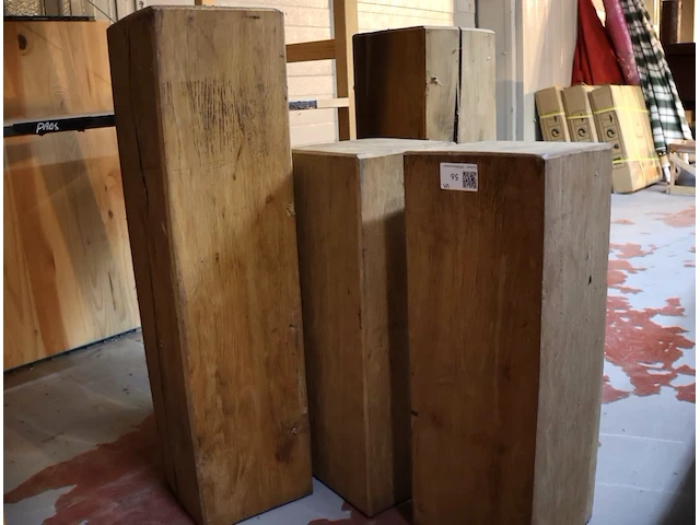 Houten sokkel (x4) - afbeelding 1 van  4