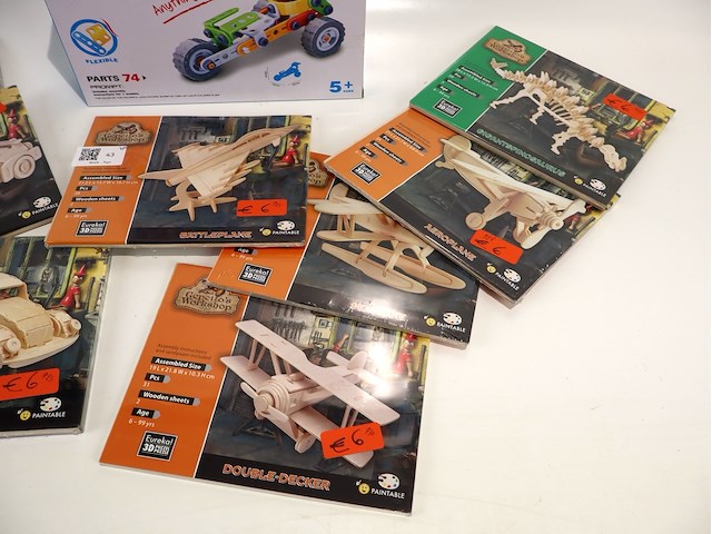 Houten speelgoed (x9) - afbeelding 4 van  4