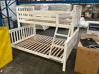 Houten stapelbed voorzien van lattenbodem - afbeelding 1 van  4