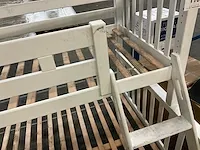 Houten stapelbed voorzien van lattenbodem - afbeelding 2 van  4