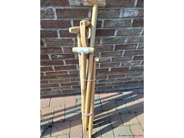 Houten stelen - afbeelding 1 van  3