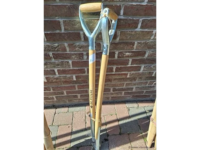 Houten stelen - afbeelding 1 van  4