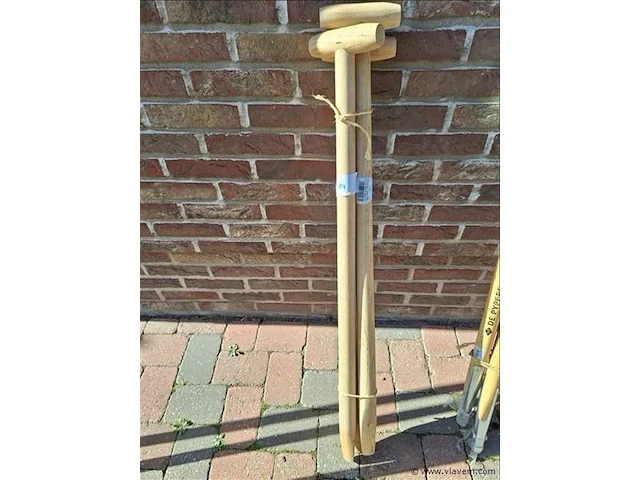 Houten stelen - afbeelding 1 van  4
