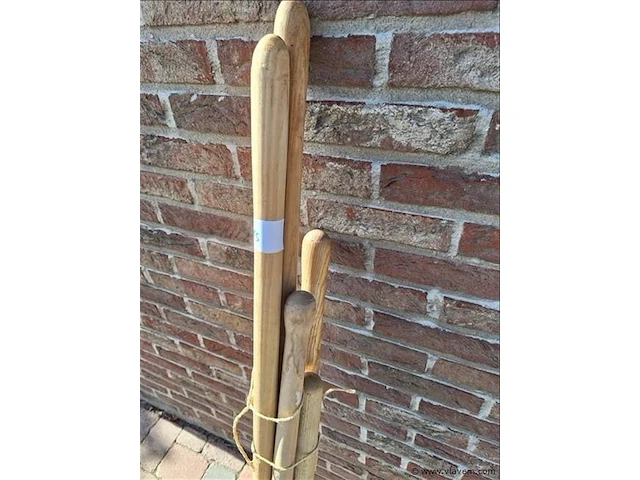 Houten stelen - afbeelding 3 van  3
