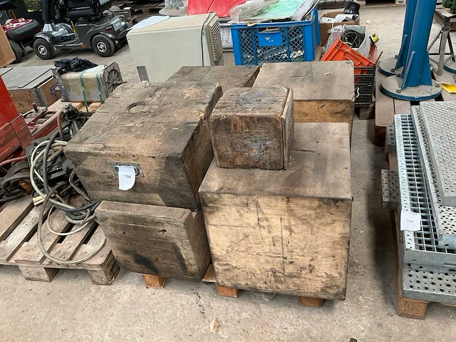 Houten steunblokken (5x) - afbeelding 1 van  4