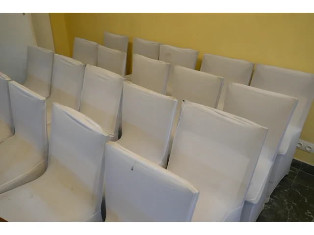 Houten stoelen 31 stuks - afbeelding 4 van  4