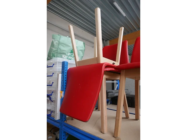 Houten stoelen rode kleur 5 stuks - afbeelding 4 van  4