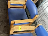 Houten stoelen - afbeelding 2 van  2
