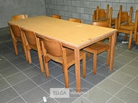 Houten tafel + 13 stoelen - afbeelding 1 van  7