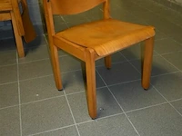 Houten tafel + 13 stoelen - afbeelding 5 van  7