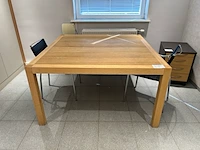 Houten tafel + 2 stoelen - afbeelding 1 van  4