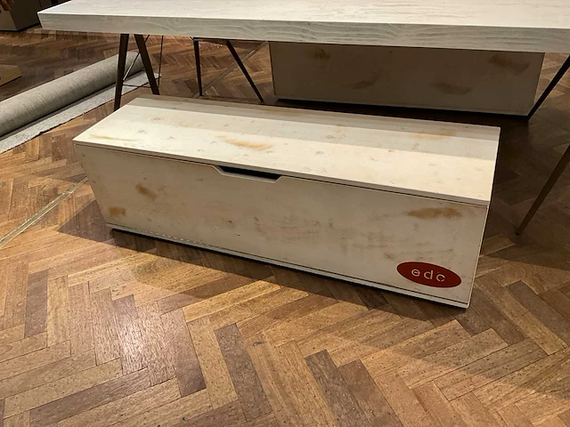 Houten tafel+ 2x opberg/zitbak get.edc - afbeelding 5 van  8