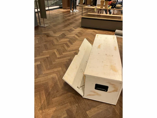 Houten tafel+ 2x opberg/zitbak get.edc - afbeelding 8 van  8