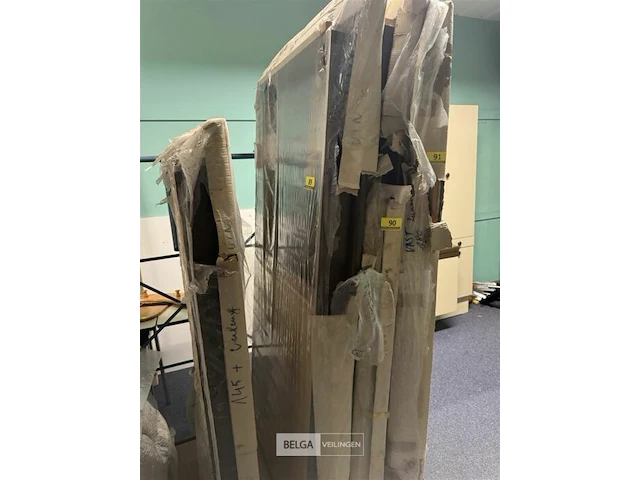 Houten tafel l185xb85xh80 cm - afbeelding 1 van  2