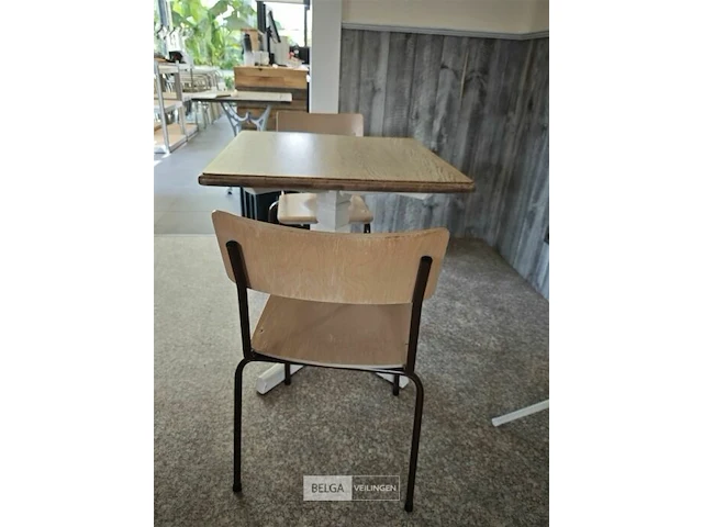 Houten tafel met 2 stoelen 70x70cm - afbeelding 4 van  4
