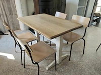 Houten tafel met 4 stoelen 70x110cm - afbeelding 1 van  3