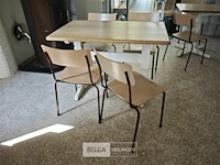 Houten tafel met 4 stoelen 70x110cm - afbeelding 1 van  4