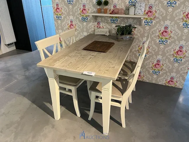 Houten tafel met 5 diverse stoelen - afbeelding 2 van  6