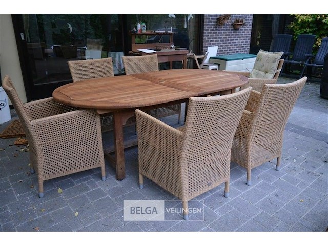 Houten tafel met 6 rieten stoelen en kussens 120x220x75cm - afbeelding 2 van  7
