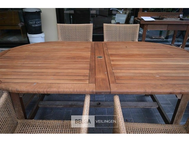 Houten tafel met 6 rieten stoelen en kussens 120x220x75cm - afbeelding 3 van  7