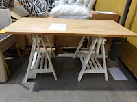 Houten tafel op schraag - afbeelding 1 van  4